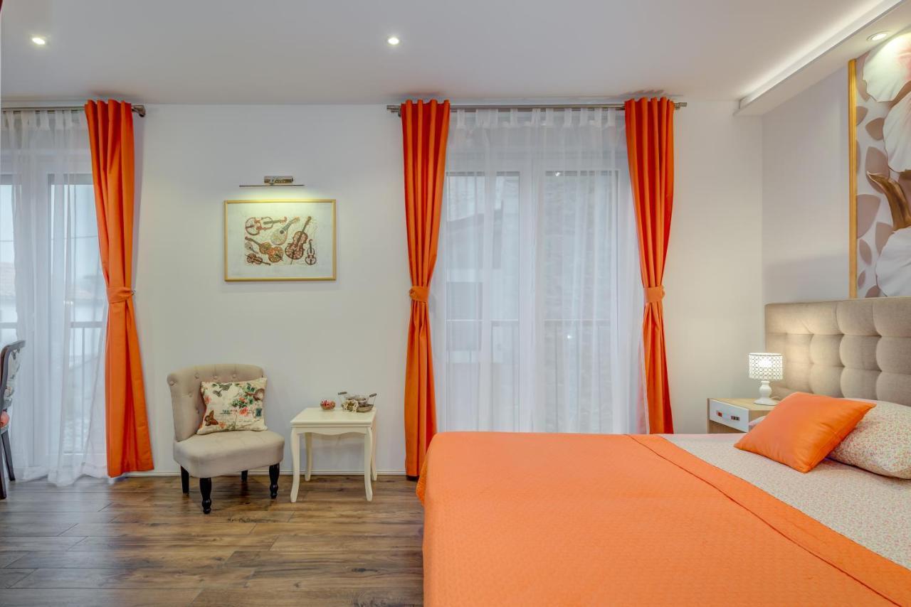 Room&Studio Apartment Just Enjoy Σπλιτ Εξωτερικό φωτογραφία