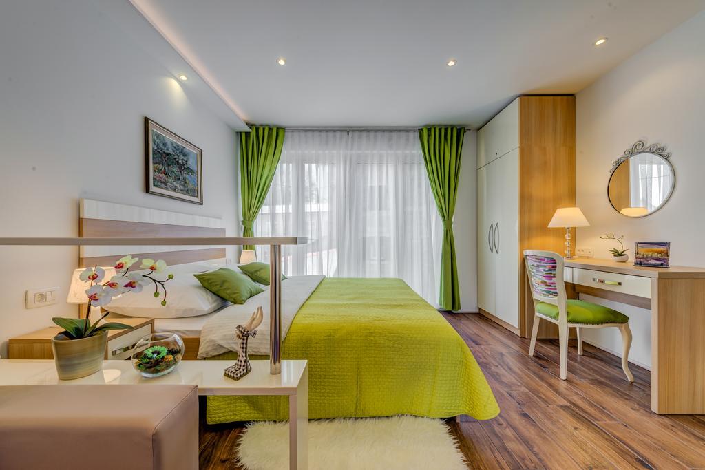 Room&Studio Apartment Just Enjoy Σπλιτ Εξωτερικό φωτογραφία