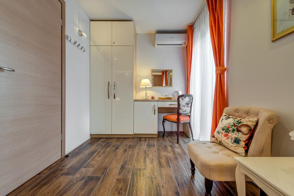 Room&Studio Apartment Just Enjoy Σπλιτ Εξωτερικό φωτογραφία